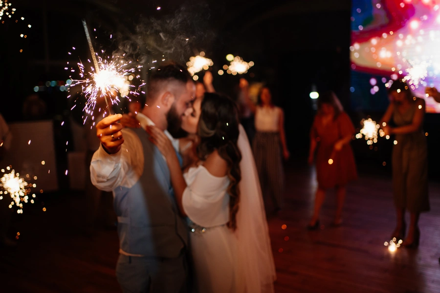 How To Choose A Wedding Photographer You Can Trust Yorktown Heights, NY